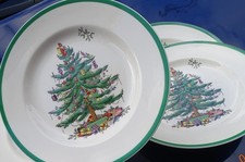 Spode Christmas Tree dinner plates set of four England circa 1980s
