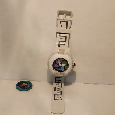 2015 Hasbro Yo-kai  toy Watch with 1  Disc