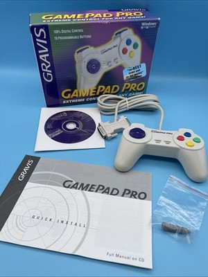 Gravis GAMEPAD PRO ~ Programmable Game Pad Windows 95/98, Model 42021E w/ Manual