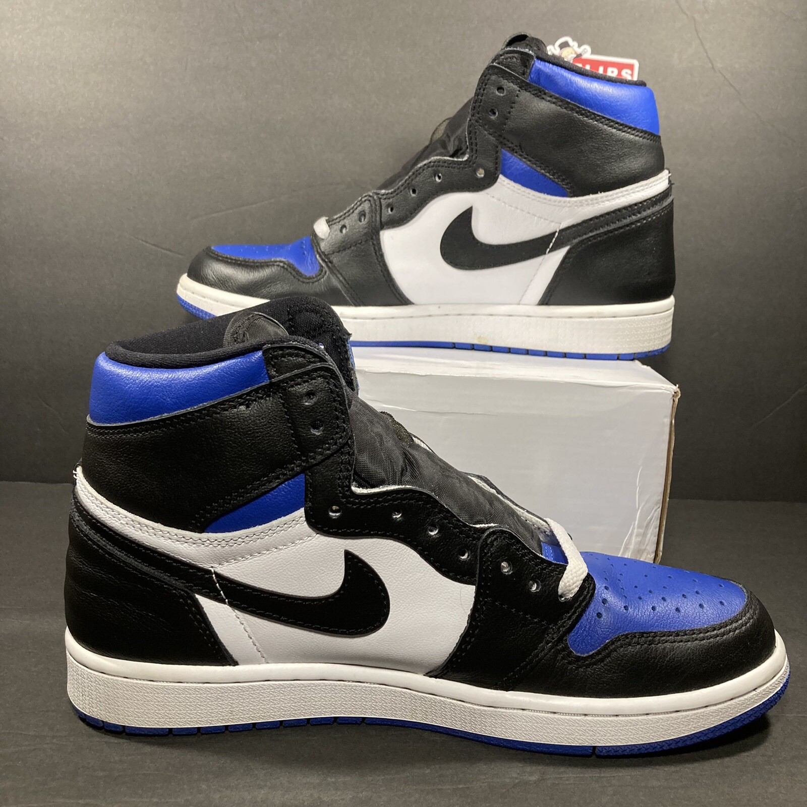 Air Jordan 1 Retro HIGH OG Royal Toe 