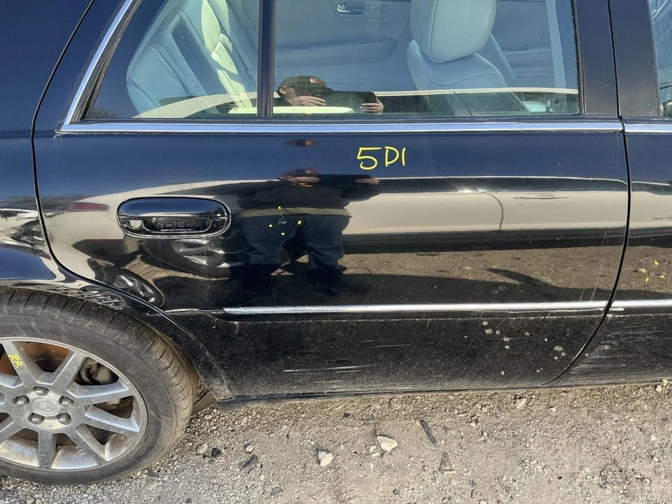 Passenger Rear Side Door Without Armored Option Fits 00-05 DEVILLE 829590 - Image 2 of 4