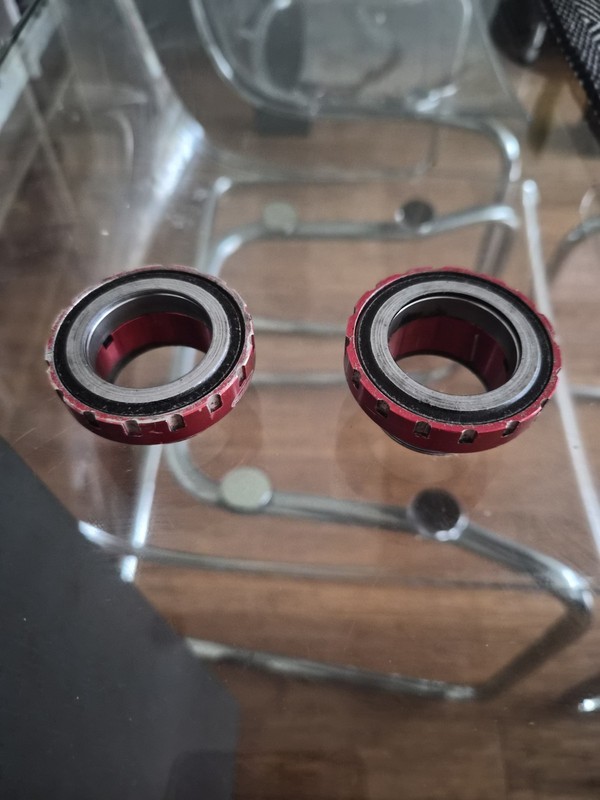 Hope 30mm Bottom Bracket Stainless 68-73-83mm for 30mm axle Red