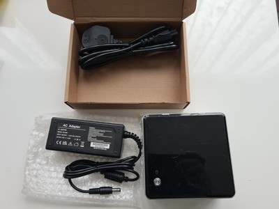 Intel Mini PC NUC5i3MYHE: i3-5010u, 8GB/12GB RAM, 120GB SSD, WLAN 5/BT 4.2, LINUX