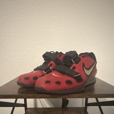 Nike Romaleos 2 Men s Red/Black/Gold Weightlifting Shoes Strap Lace Low Top