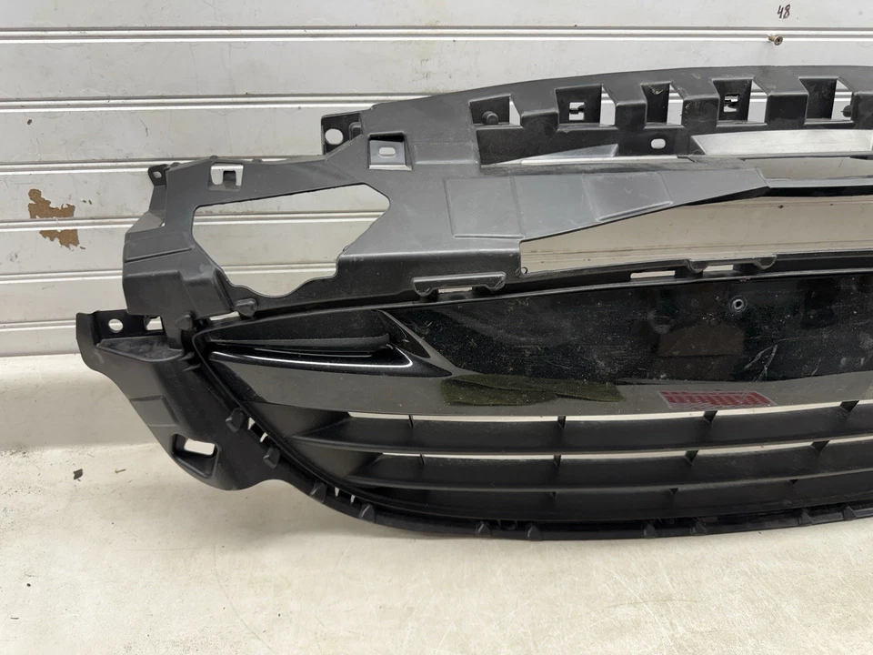 OEM 2016 2017 2018 2019 2020 2021 2022 MAZDA MIATA MX-5 PARACHOQUES DELANTERO REJILLA Foto 2 de 4