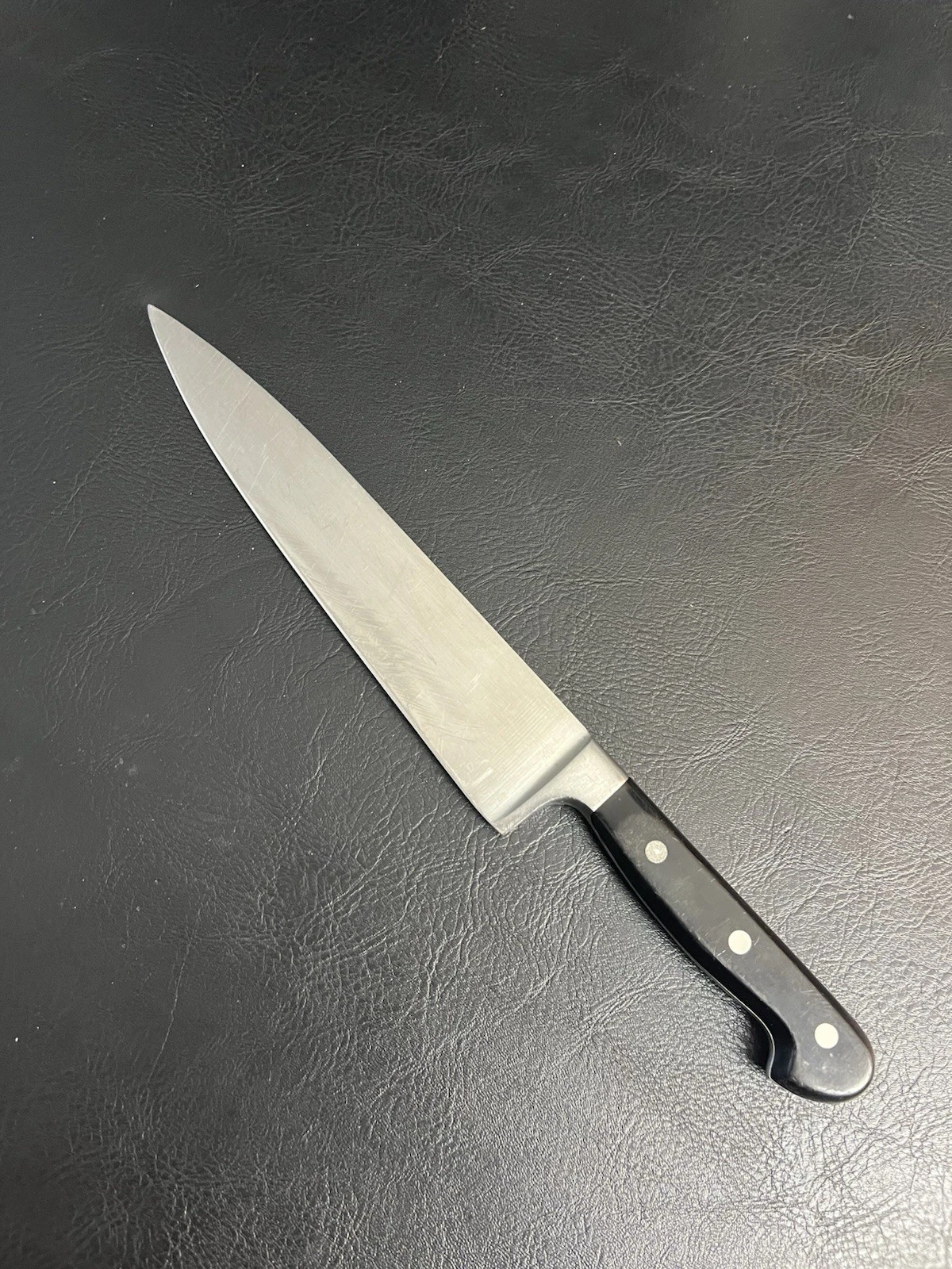 Zwilling J.A. Henckels Germany Professional 9” Chef Knife 31061-230 Full Tang