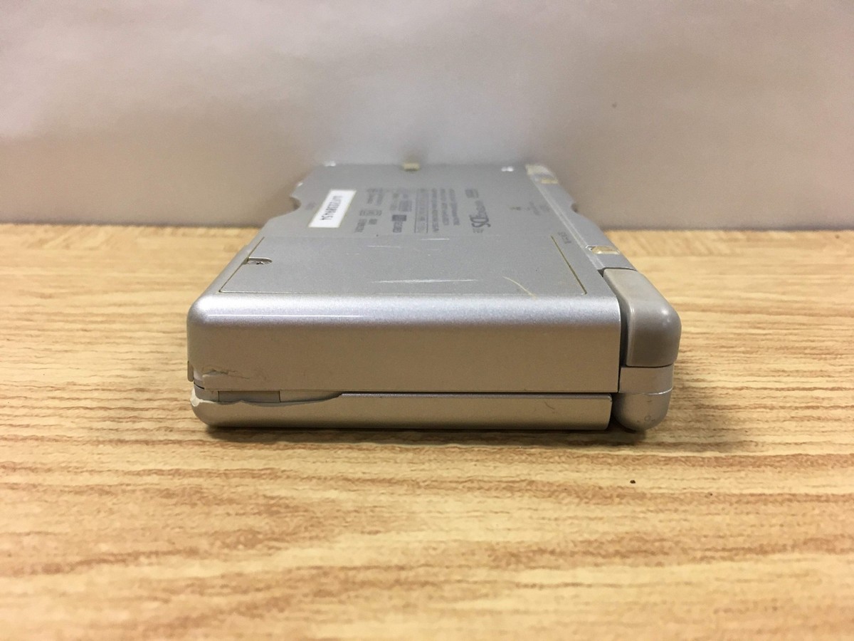 LG2776 Plz Read Item Condi Nintendo DS Lite Gross Silver