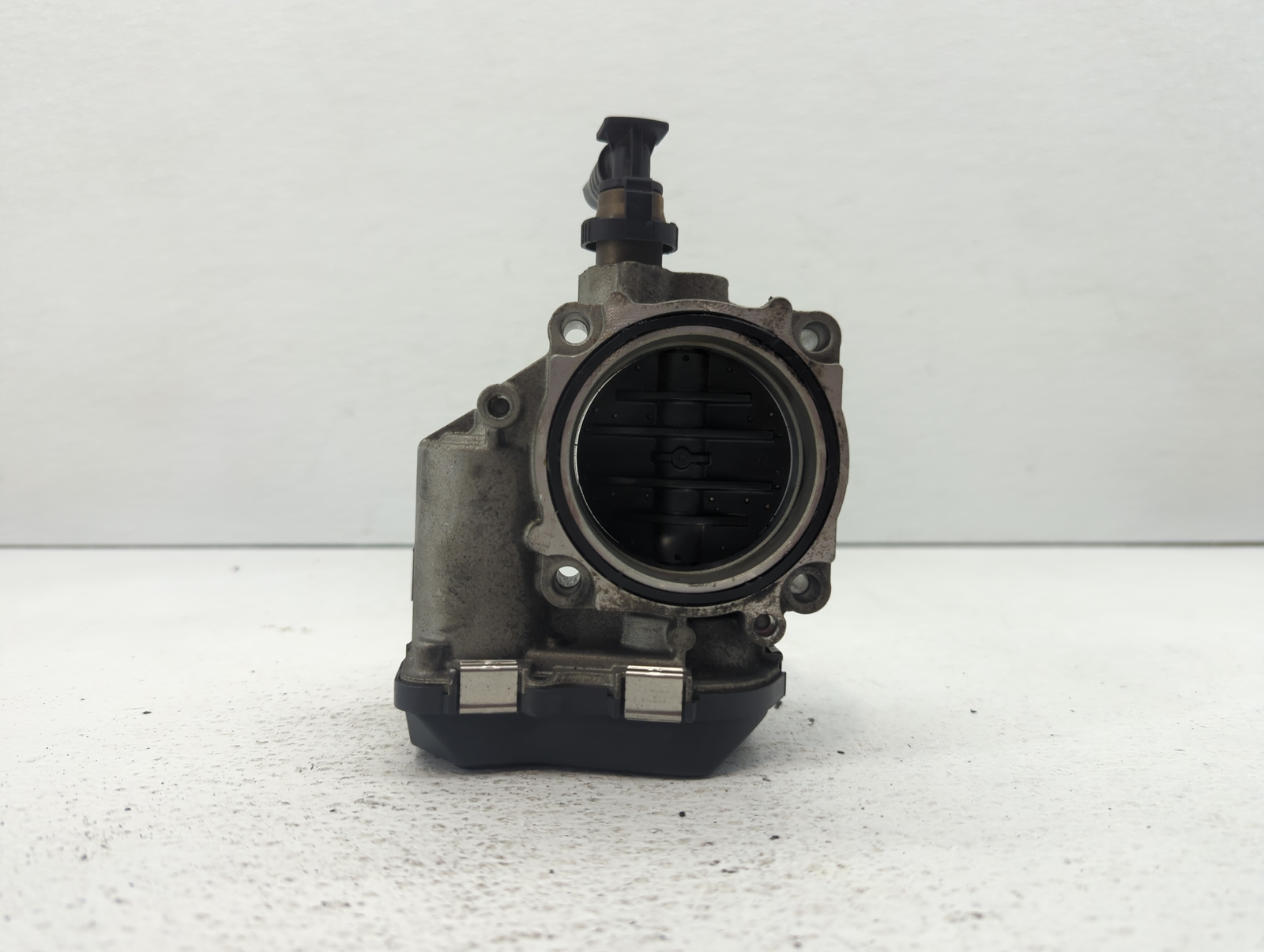 20132017 Bmw X3 Throttle Body RND8Y eBay