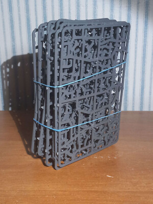 Disc Sprue Games Workshop Large Sprue 10 Piece Bulk Lot | eBay