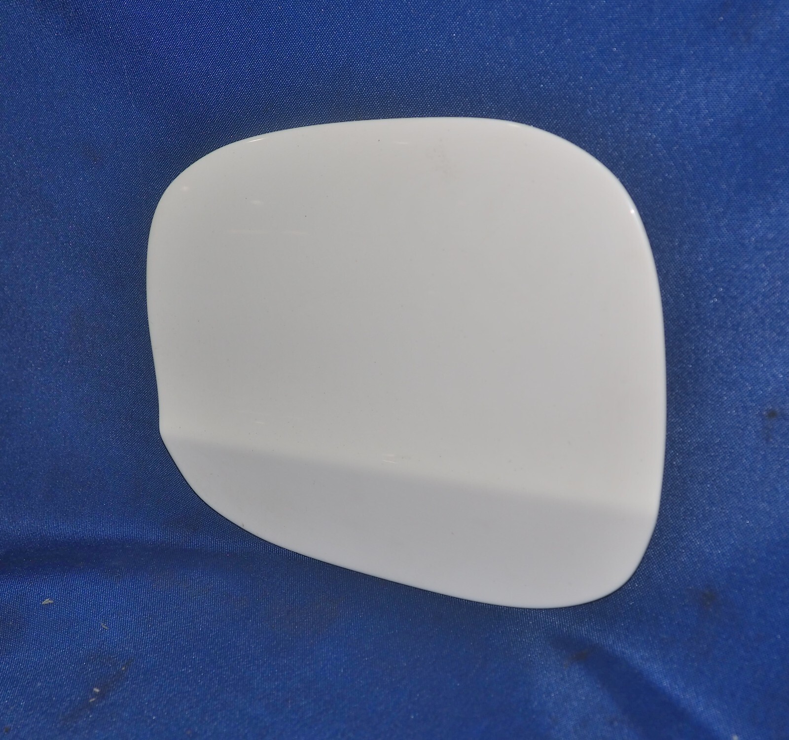 2006-2012 Bentley Flying Spur Rear Fuel Gas Filler Door White OEM W/Warranty