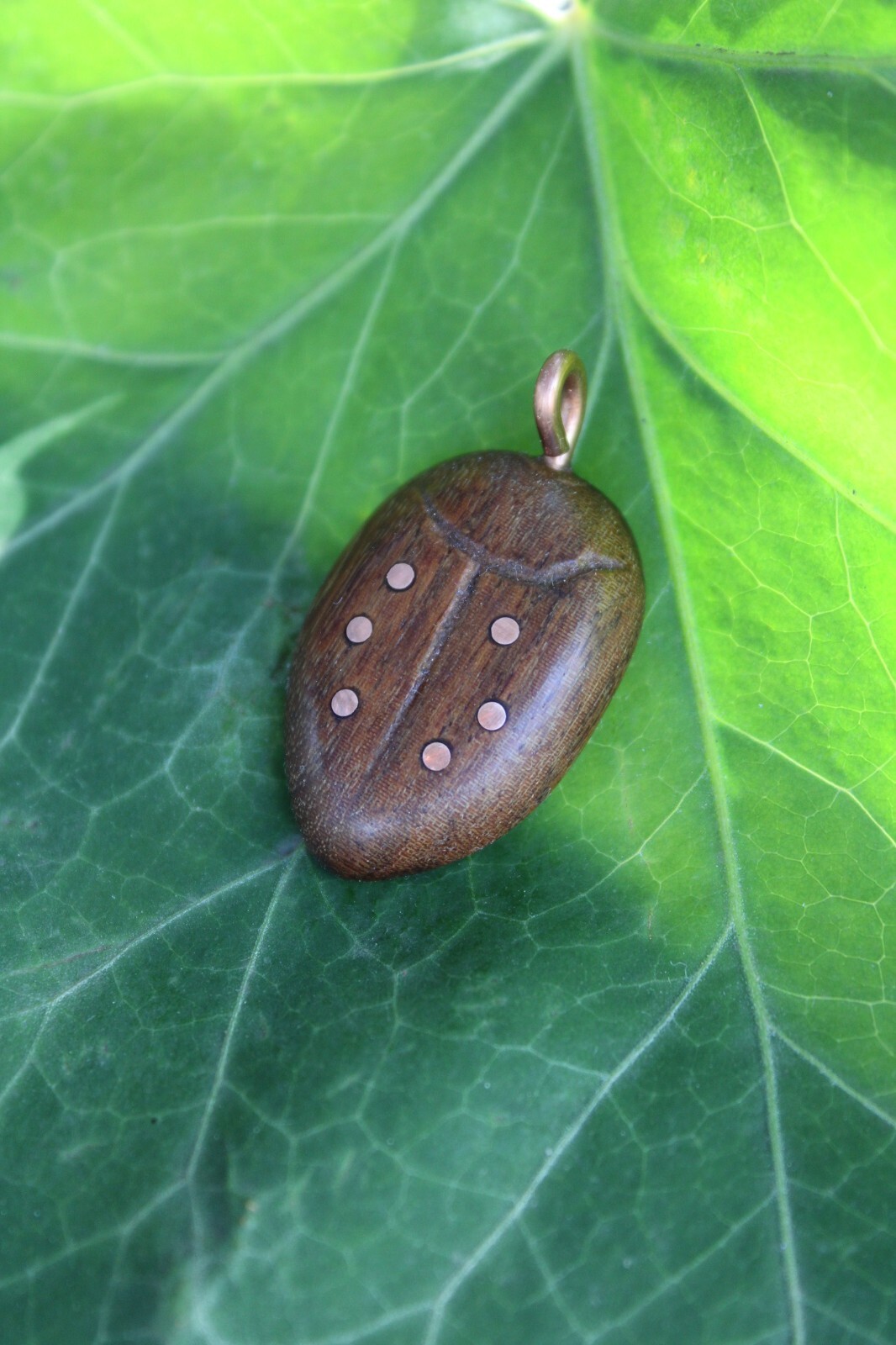 Pendentif BRITI coccinelle porte-bonheur en argent artisanal pour femme