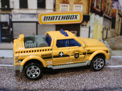 MATCHBOX ジャケット L 黄色 ⭐️ Vintage MATCHBOX 1984 SECURICAR + KEY CARD Motorcity YELLOW