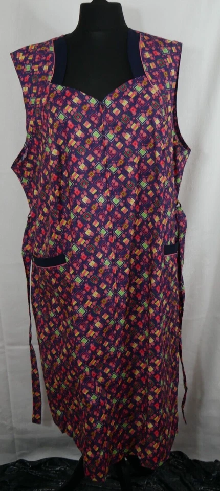 TRAUMHAFTES Kleid Freizeit Bunt Blumen 100% Baumwolle Modern Größe 54/56 NEU! - Bild 2 von 4