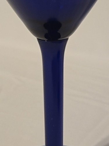 COBALT BLUE COCKTAIL MARTINI STEMMED GLASSES SET OF 2= 7" Tall, 4-5/8" Wide - Picture 6 of 24