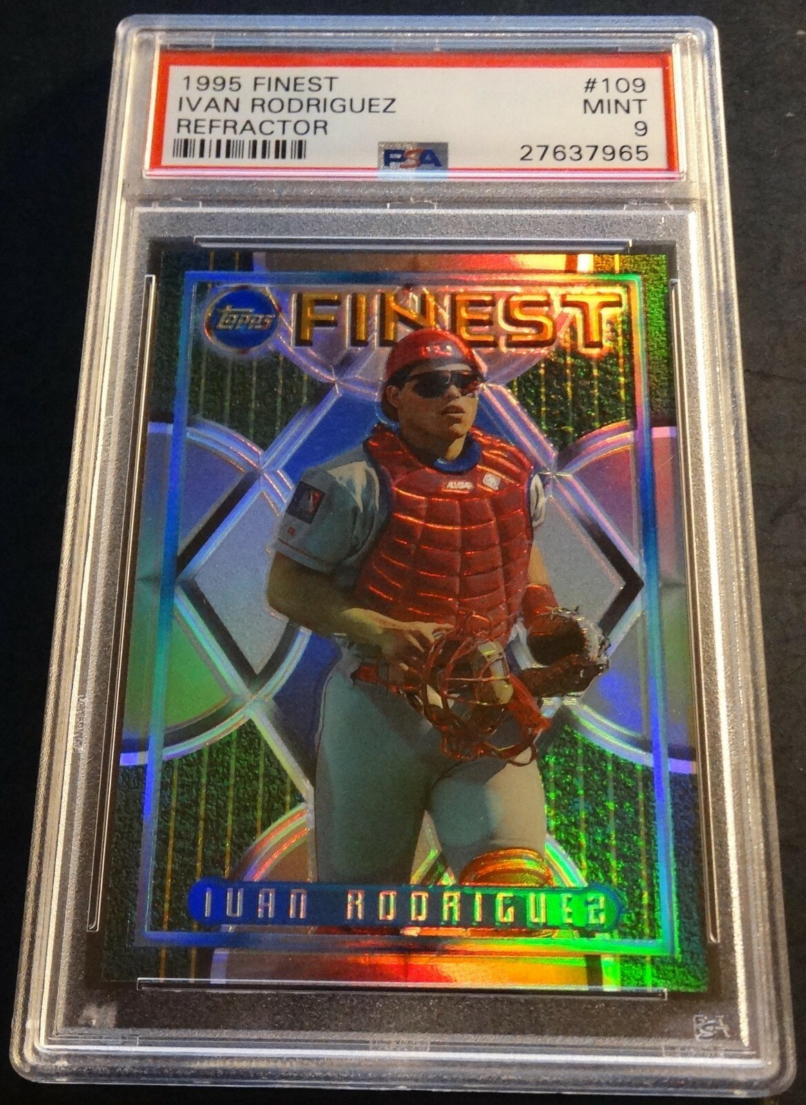 1995 IVAN RODRIGUEZ FINEST REFRACTOR #109  PSA 9 TEXAS RANGERS POP 6 (366)