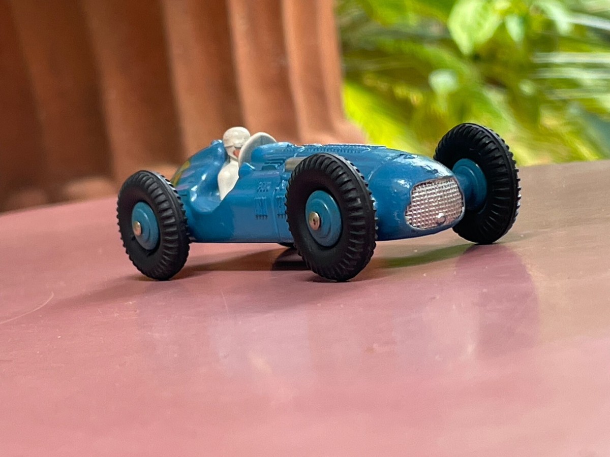 DINKY TOYS Réf 23H Talbot Lago 4,5 Litre F1 N°2 avec Pilote 1954 Bon Etat
