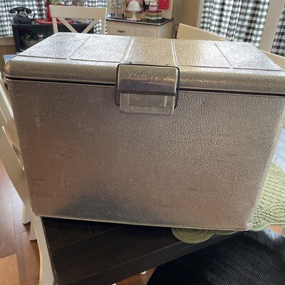 Sears U.S.A ヴィンテージ J.C. Higgins クーラーボックス JC Higgins Was a Branded Drink Cooler Marketed Through Sears and