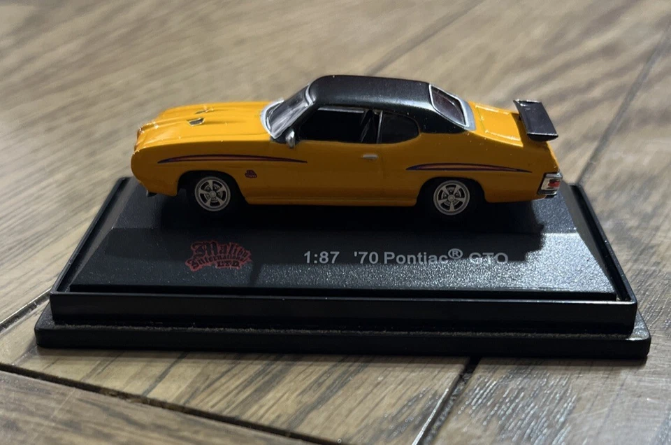 Malibu International Reel Rides HO Scale 1:87 Dazed and Confused '70 Pontiac GTO - Image 3 of 4