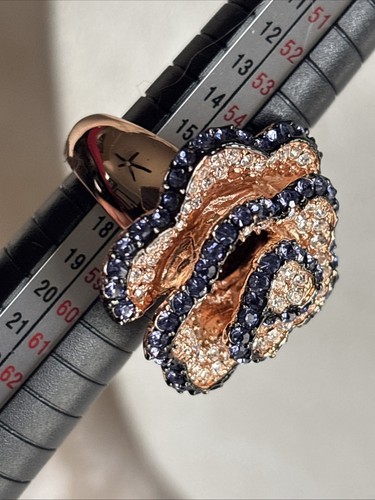 Park Lane Camelia Ring Rose Gold Tone Size 8 Euc Purple Rim Flower Pave Crystals - Picture 14 of 24