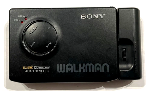 SONY WM-600 walkman cassette player Made in Japan DBB Reverse Dolby