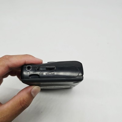 Panasonic カセットプレーヤー RQ-P35-K Panasonic XBS Walkman Rq-p35 Cassette Player JPN W/tracking. K2291