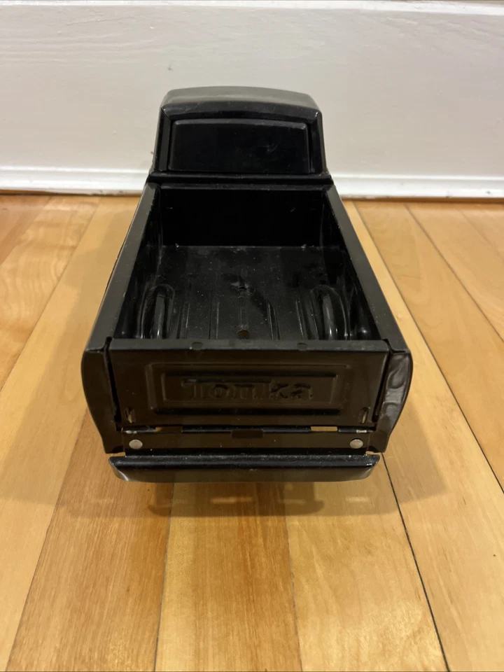 Camioneta pickup Tonka negra vintage de 1980, calcomanías amarillas, ventanas negras 14"x6"x6"" Foto 3 de 4