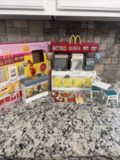 Barbie McDonald's Fun Time Restaurant Playset Vintage 2001 With Box