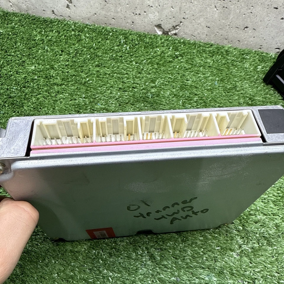 01 2001 Toyota 4Runner 4x4 AT Engine Control Module 5VZ 89666-35420 275000-0391 - Image 4 of 4