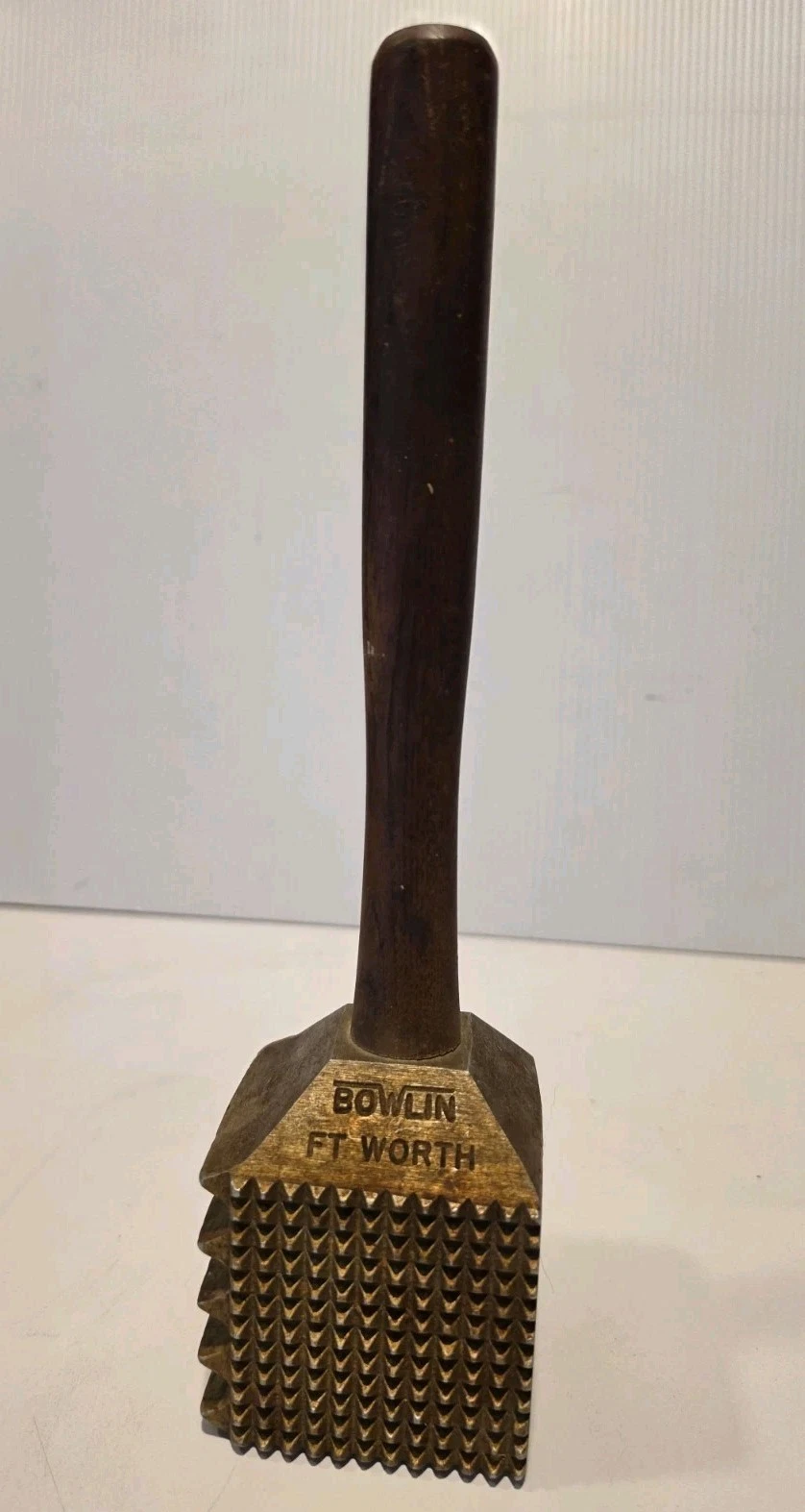 Vintage Bowlin Ft Worth Heavy Duty Aluminum Meat Tenderizer With Wood Handle
Opens in a new window o