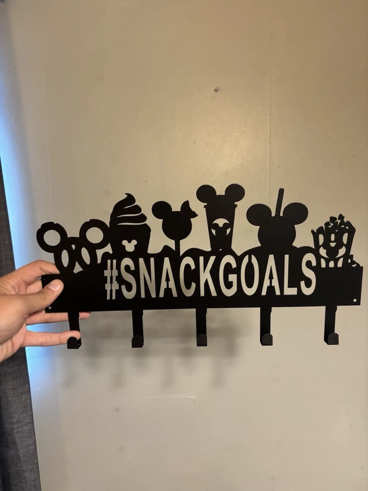 Disney Snack Goals Llave de Metal o Perchero Decoración del Hogar Foto 2 de 3