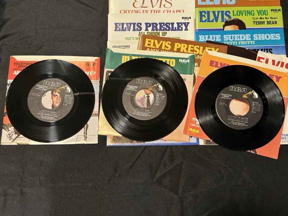 ELVIS PRESLEY 15 GOLDEN RECORDS 30 GOLDEN HITS  Boxed set 45rpm Excellent Cond. - Image 2 of 2