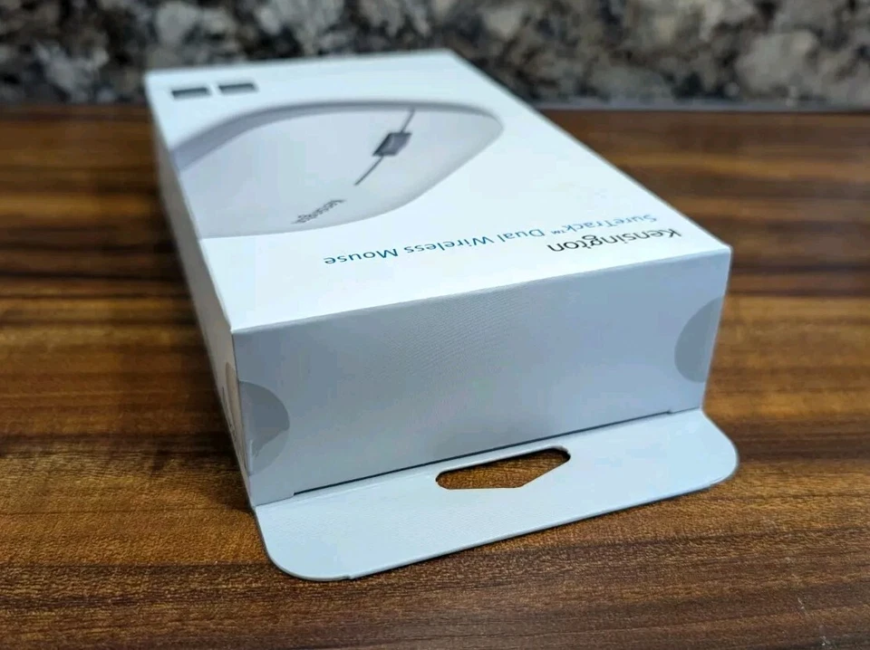 Kensington SureTrack Dual Wireless Mouse for Windows or macOS K75351WW - Image 3 of 3