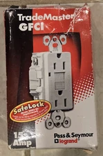 Pass & Seymour Legrand 1594-W 15A Duplex Receptacle  *FREE SHIPPING*