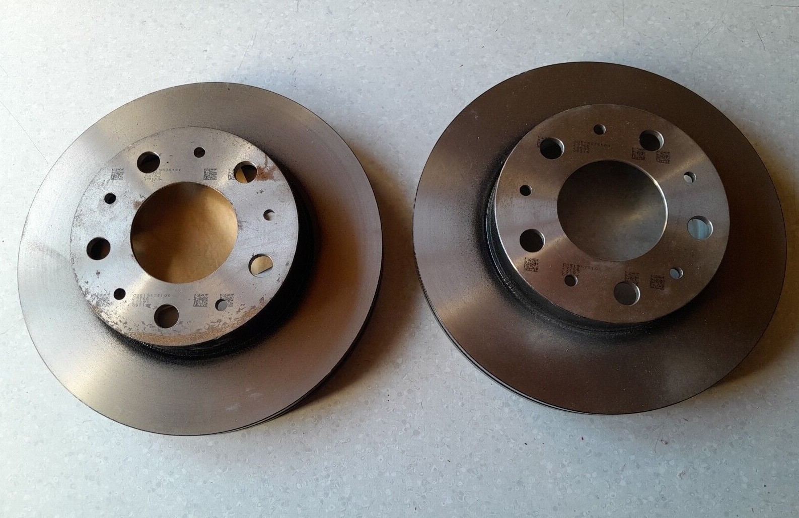 Disques de frein ventilé PSA 1612435480 d'origine de diamètre 300 mm et épaisseur 32 mm