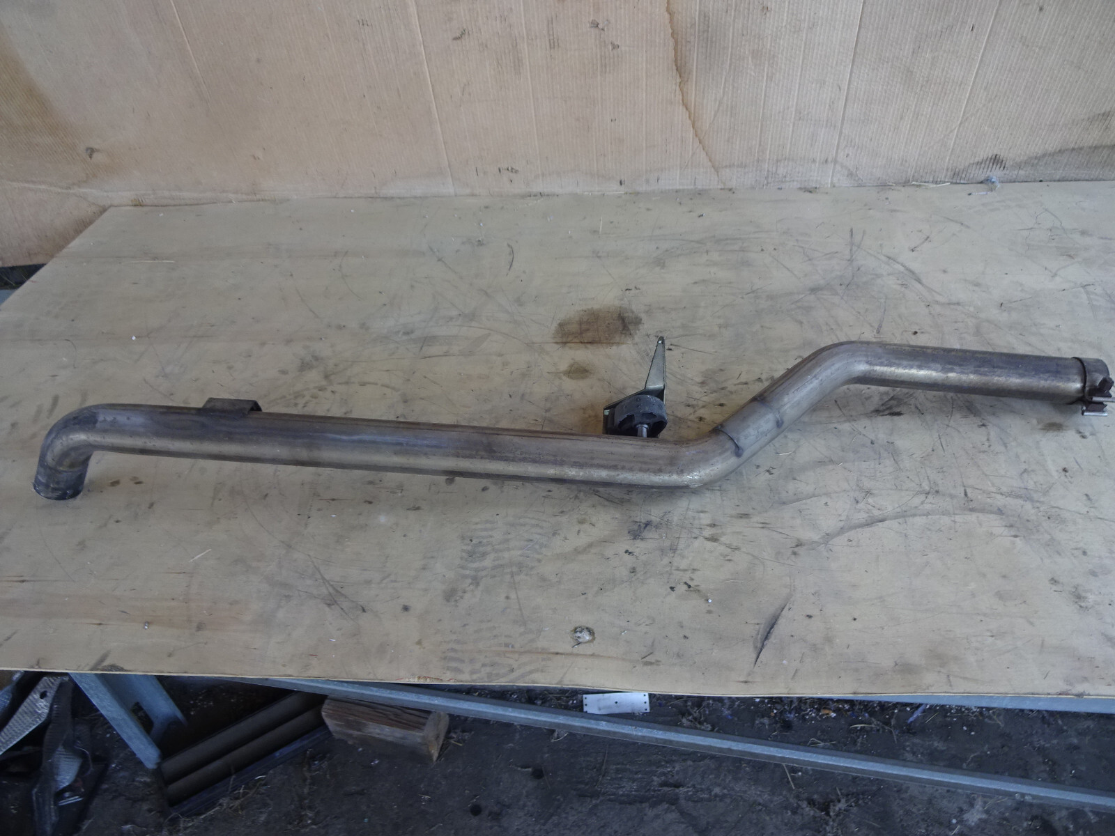 Maserati 4200 - LH Exhaust Center Extension Pipe (Used) - P/N # 187824