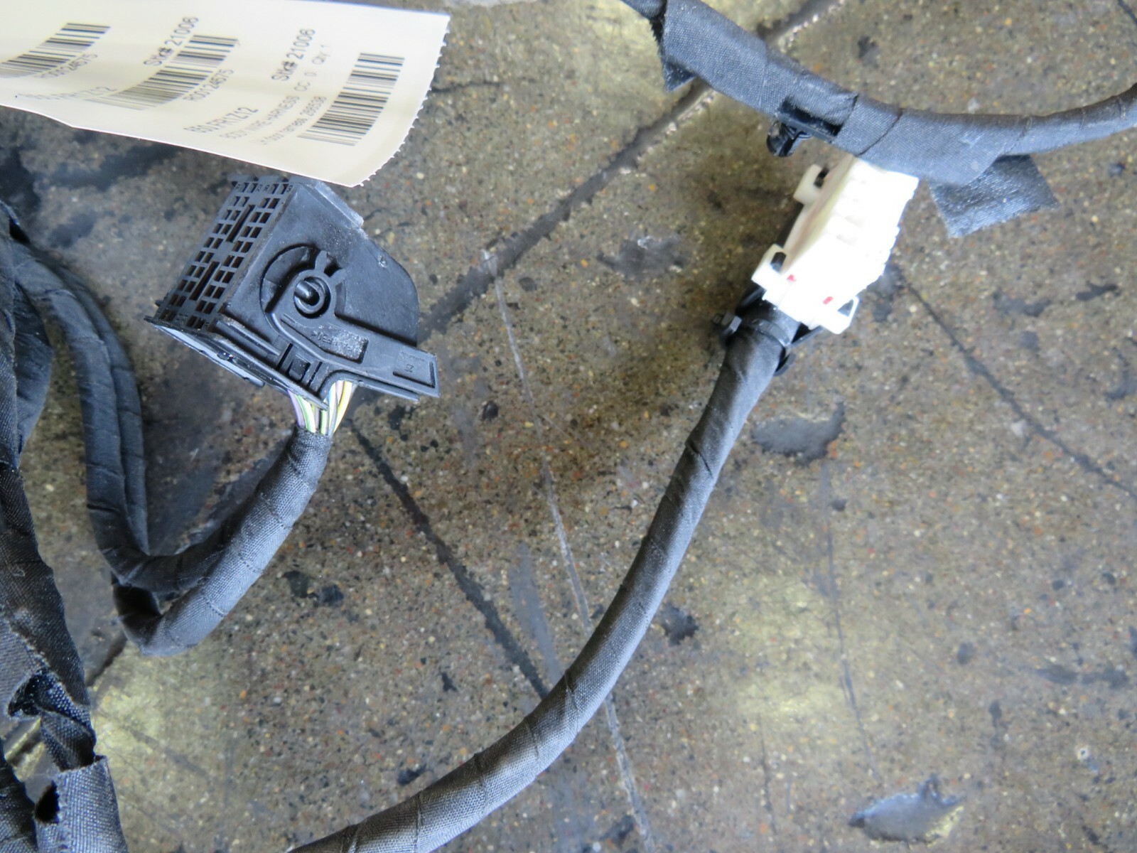Ferrari FF, LH, Left, Door Wire Harness, Used, P/N 266538