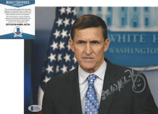 GENERAL MICHAEL FLYNN SIGNED 8x10 PHOTO DONALD TRUMP'S LTG MIKE BECKETT COA BAS