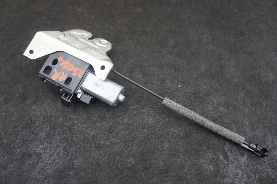 Оригинальный двигатель замка крышки багажника 97051205303 для Porsche Panamera GTS 970 2010-16 - Изображение 4 из 4