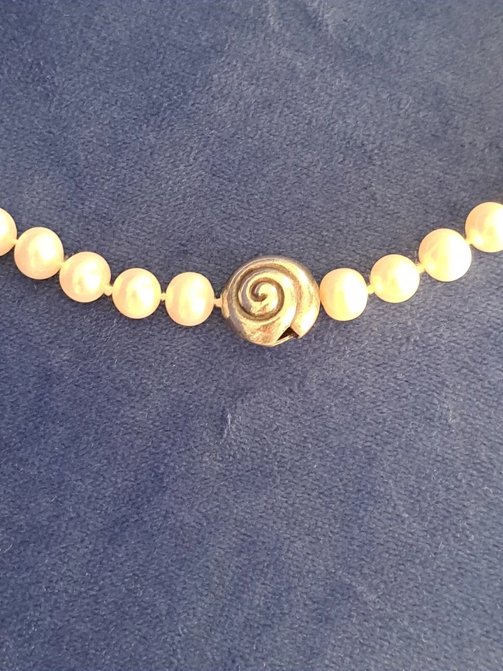 Bellissima Luce, Collana perle di Mare Fermaglio E Centrale Argento 925 - Immagine 4 di 4