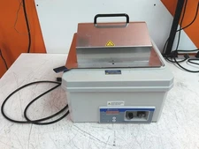 Defective Fisher Scientific Isotemp 2300 Digital Heated Water Bath w/ Lid AS-IS