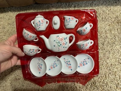 Pretty Port Ltd. Porcelain Floral Pretend Play Tea Set