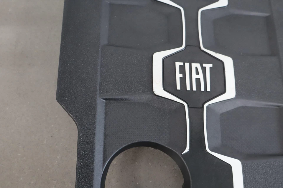 17-18 Fiat 124 Spider Abarth 1.4L Multiair Turboalimentado Cubierta Motor Foto 3 de 4