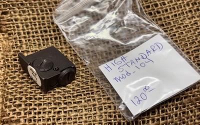High Standard Model 104 Rear Sight / 93F