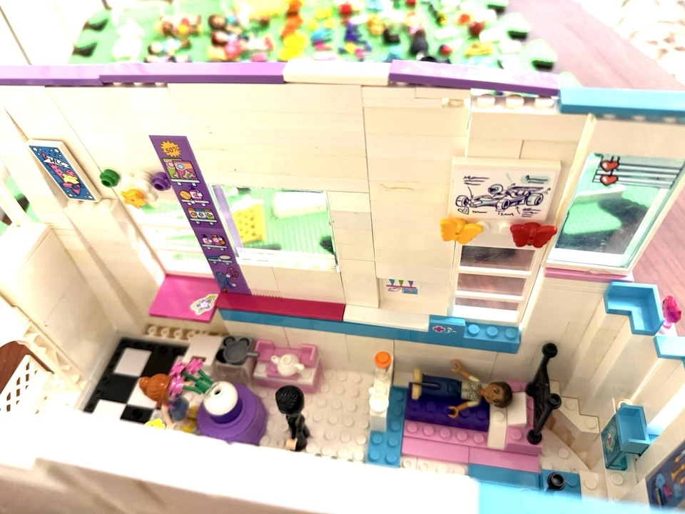 LEGO Friends & American Girl, Figures, YACHT, Assorted Mixed Legos Rare Pieces - Image 4 of 4