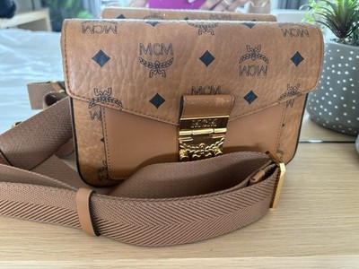 MCM MILLIE UMHÄNGETASCHE IN COGNAC 4.0 x 20.5 x 14.0 cm Np 790 Eur