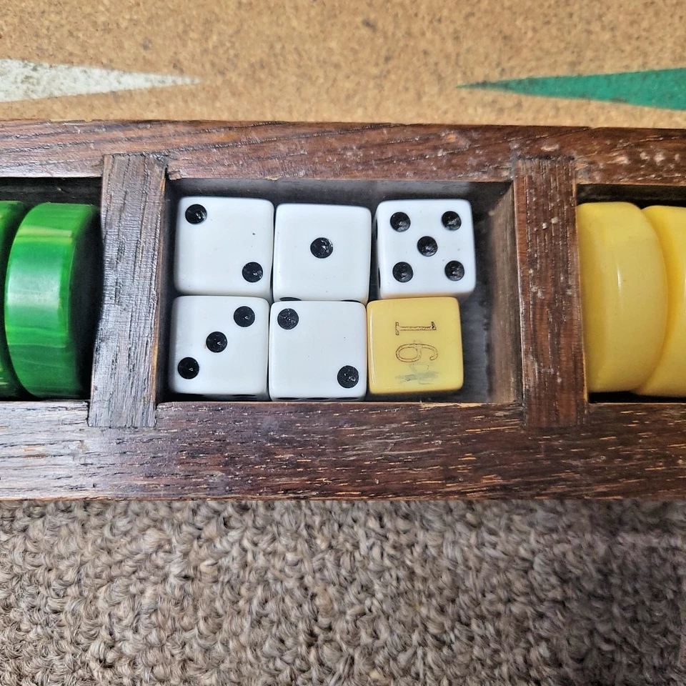 Vintage Backgammon Set-cork Board Green/white Points Marbled Chips Wood Case. - Image 3 of 4