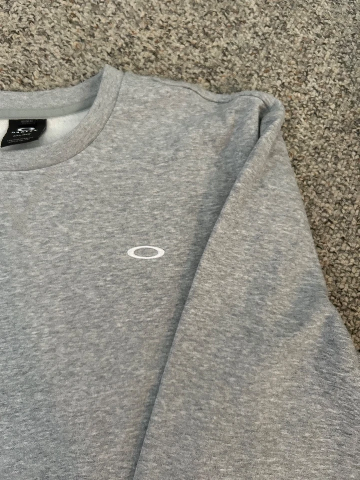 Oakley Sport Gray XL Relax Crew Sweatshirt 2.0. NEW. F0A404846 Pullover. - Image 3 of 4