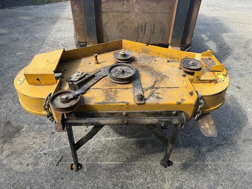 Hustler Super Z 52” Deck - Image 2 of 3