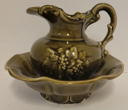 Vintage McCoy 5 1/4" Pottery Green Pitcher and Wash Bowl Basin Set
