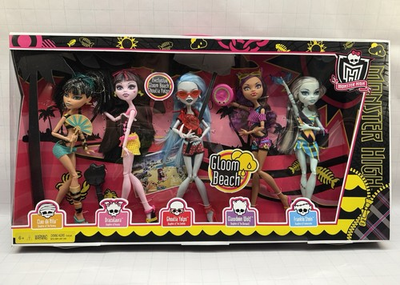 #ad #ad Monster High Gloom Beach Doll 5 Pack with Exclusive Ghoulia Yelps Mattel W2823 $495.95